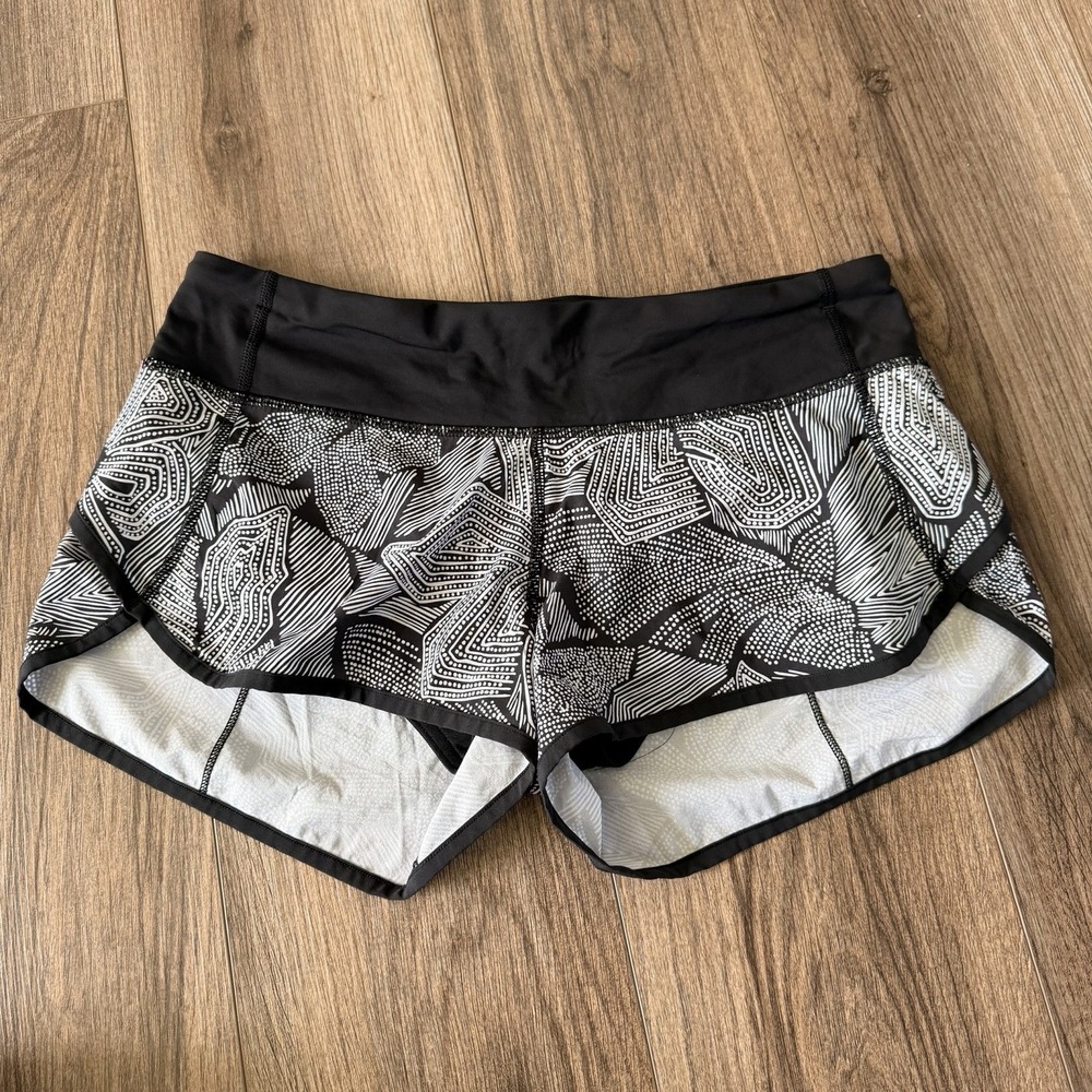 Lululemon Women's Speed Up Low-Rise Lined Short 2.5" Black/White, Sz 6